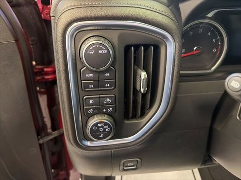 Used 2020 Chevrolet Silverado 1500 High Country w/ Safety Package II AWD/4WD image 16