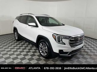 Used 2023 GMC Terrain SLT video 1