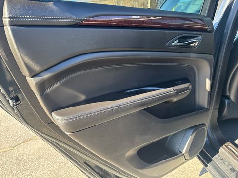 Used 2016 Cadillac SRX Luxury w/ Driver Awareness Package image 34