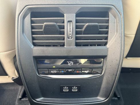 Certified 2025 BMW 330i Sedan w/ Premium Package image 30