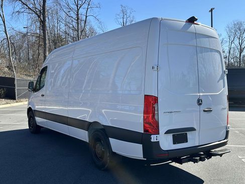New 2025 Mercedes-Benz Sprinter 2500 image 23