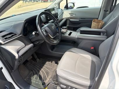 Used 2022 Toyota Sienna XLE w/ XLE Plus Package