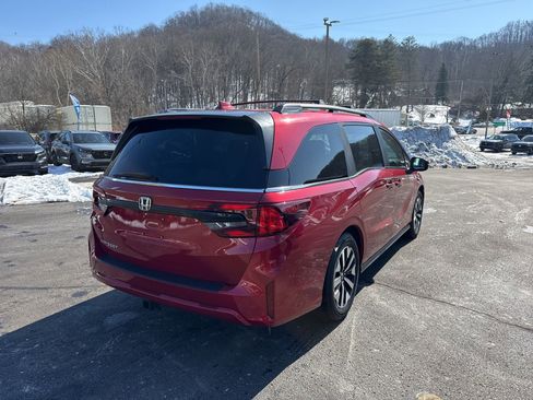 New 2026 Honda Odyssey EX-L image 6