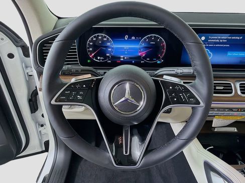 New 2026 Mercedes-Benz GLS 450 4MATIC image 13
