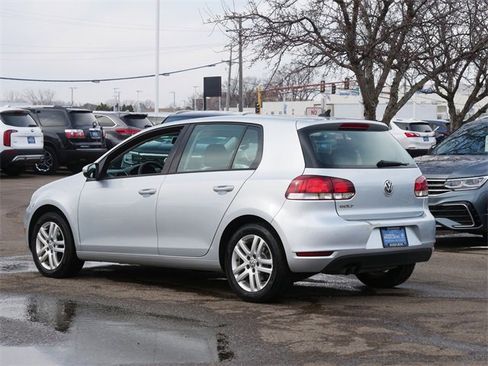 Used 2012 Volkswagen Golf 4-Door image 5