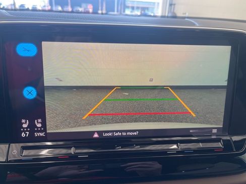 New 2026 Volkswagen Atlas Cross Sport SE image 23