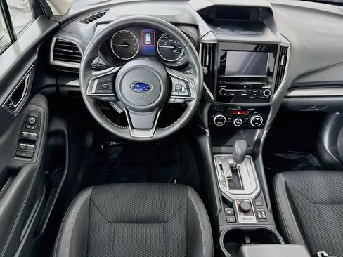Used 2020 Subaru Forester Premium AWD/4WD image 3