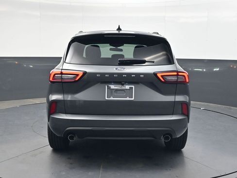 Used 2023 Ford Escape ST-Line FWD image 5