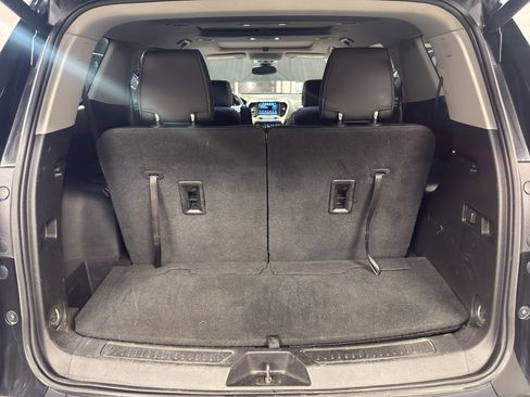 Used 2018 GMC Acadia SLT image 31