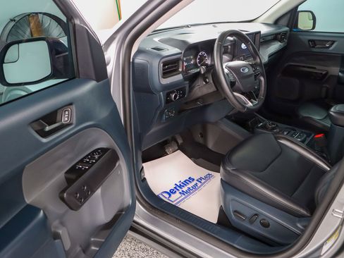 Used 2023 Ford Maverick Lariat w/ Equipment Group 500A Standard image 3