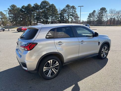 Used 2022 Mitsubishi Outlander Sport SE image 8