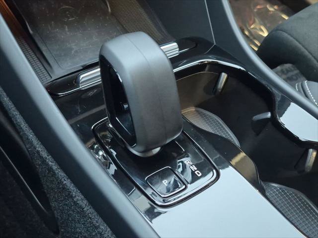 Certified 2024 Volvo XC40 Recharge Ultimate w/ Protection Package Premier AWD/4WD image 20