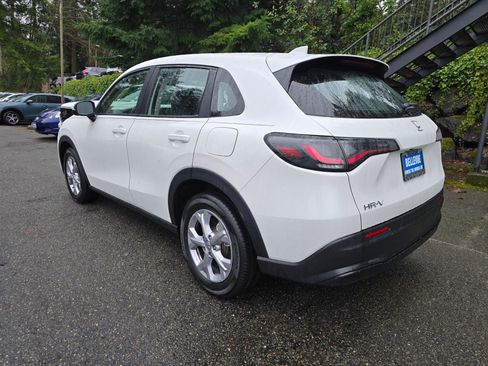 Certified 2025 Honda HR-V LX image 5