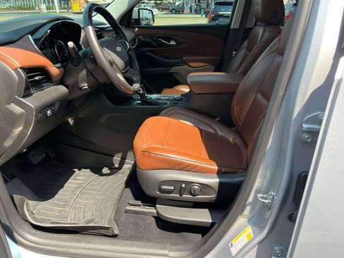 Certified 2018 Chevrolet Traverse High Country AWD/4WD image 29