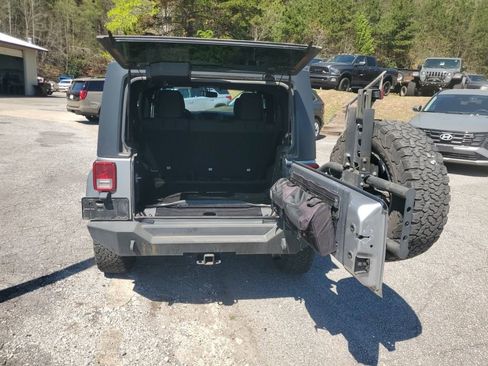 Used 2017 Jeep Wrangler Unlimited Sport w/ Quick Order Package 24S image 8