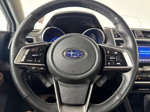 Used 2018 Subaru Outback 2.5i Touring AWD/4WD image 19