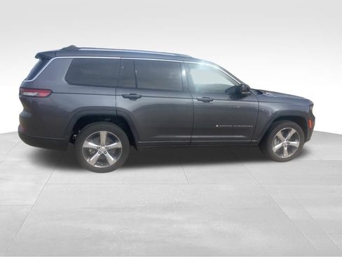 Used 2021 Jeep Grand Cherokee L Limited AWD/4WD image 14