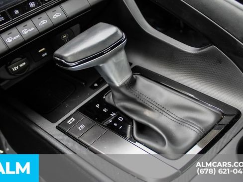 Used 2025 Hyundai Elantra Sport FWD image 32