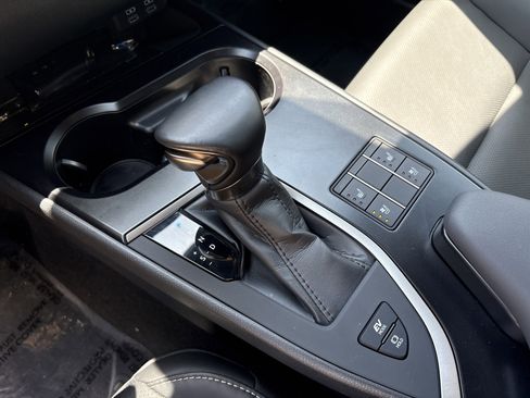 Certified 2024 Lexus UX 250h F Sport FWD image 26