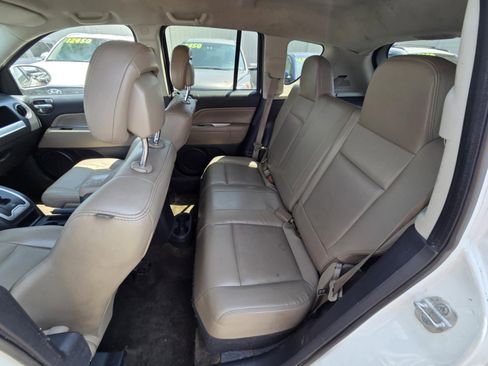Used 2014 Jeep Compass Limited FWD image 8