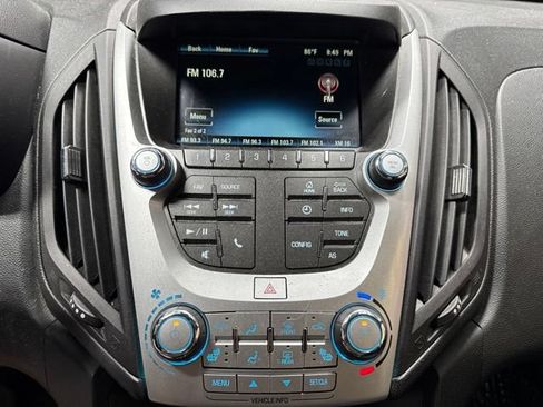 Used 2017 Chevrolet Equinox LT w/ Convenience Package FWD image 8