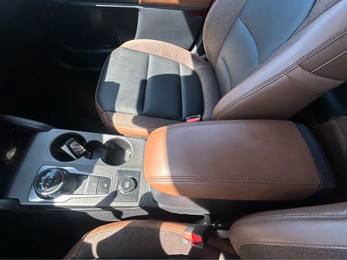 Used 2025 Ford Bronco Sport Outer Banks w/ Outer Banks Tech Package+ AWD/4WD image 59