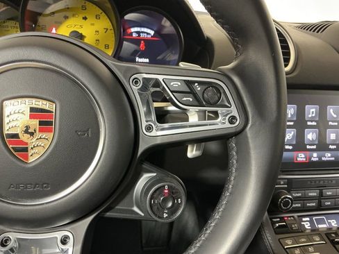 Used 2023 Porsche 718 Cayman GT4 image 17