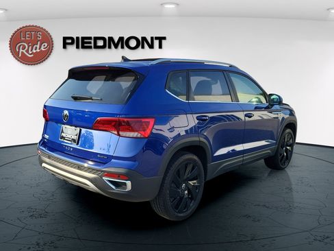Used 2024 Volkswagen Taos SEL AWD/4WD image 5