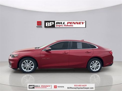 Used 2016 Chevrolet Malibu LT image 2