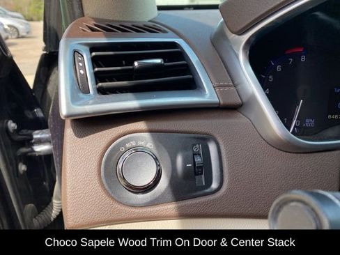 Used 2015 Cadillac SRX Luxury w/ Driver Awareness Package image 24