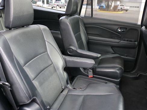 Used 2019 Honda Pilot Elite image 23