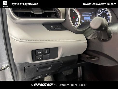 Certified 2026 Toyota Highlander XLE AWD/4WD image 30