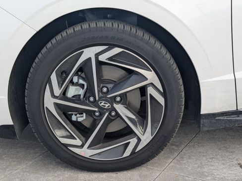 Used 2026 Hyundai Sonata SEL image 12