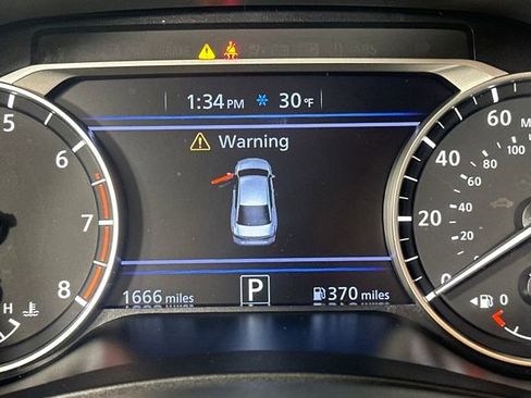 Certified 2025 Nissan Altima 2.5 SR image 18