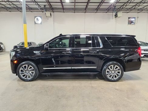 Used 2021 GMC Yukon XL Denali RWD image 7