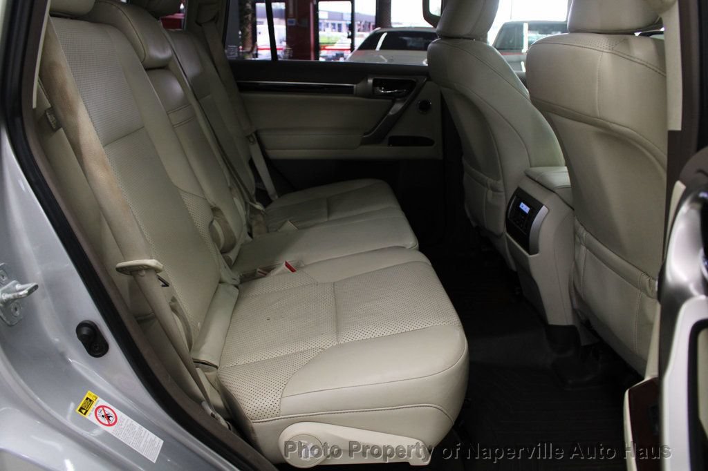 Used 2015 Lexus GX 460 Luxury w/ Preferred Accessory Package AWD/4WD image 34