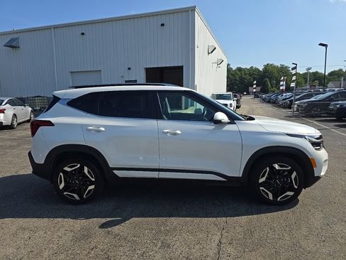 Used 2024 Kia Seltos SX AWD/4WD image 9