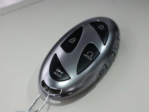 Used 2026 Hyundai Tucson Limited AWD/4WD image 35