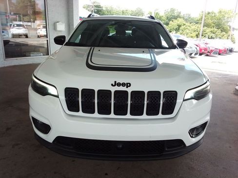 Used 2022 Jeep Cherokee Latitude w/ Sun & Sound Group image 2