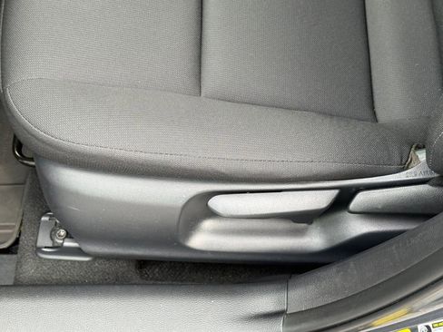 Certified 2025 Toyota Corolla LE image 13