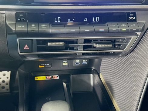 Certified 2026 Toyota Camry SE w/ Convenience Package FWD image 16