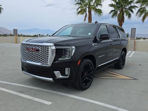 Used 2023 GMC Yukon Denali w/ Max Trailering Package image 4