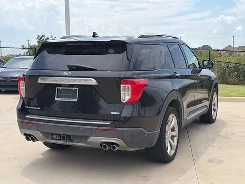Used 2020 Ford Explorer Platinum w/ Premium Technology Package AWD/4WD image 9