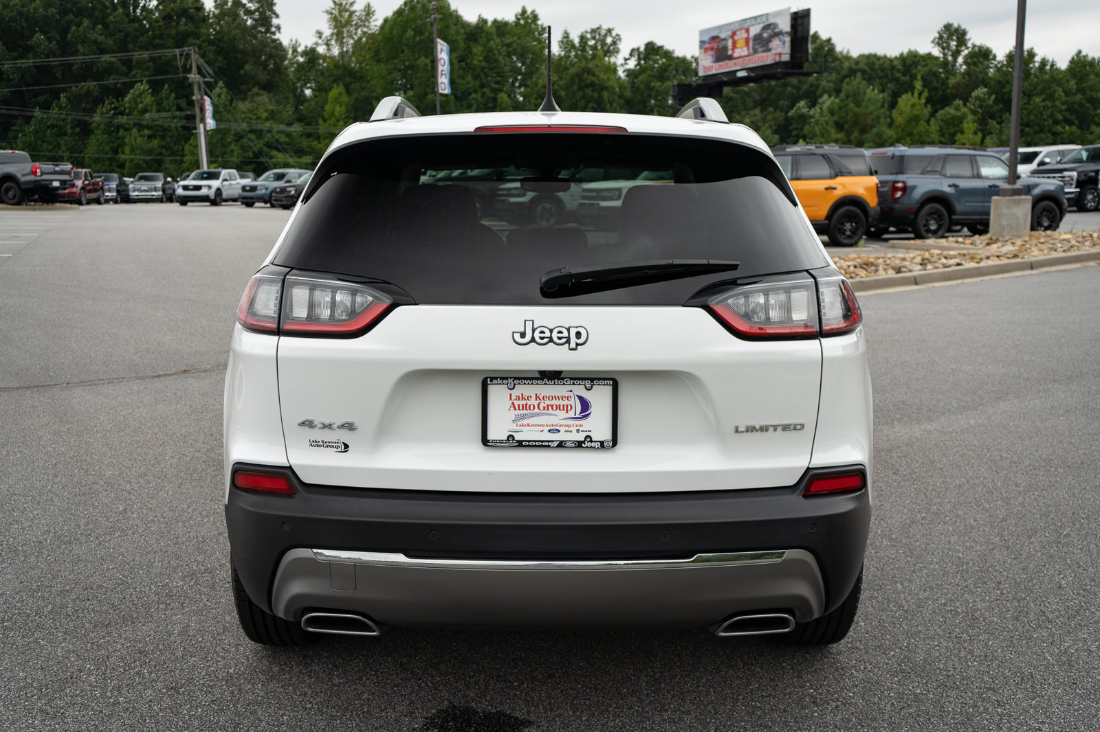 Used 2020 Jeep Cherokee Limited AWD/4WD image 8