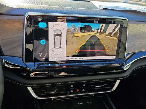 New 2026 Volkswagen Atlas SE image 17