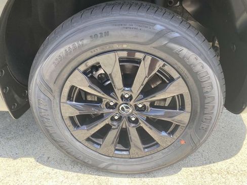 Certified 2025 MAZDA CX-50 2.5 Hybrid w/ Preferred Pkg image 4