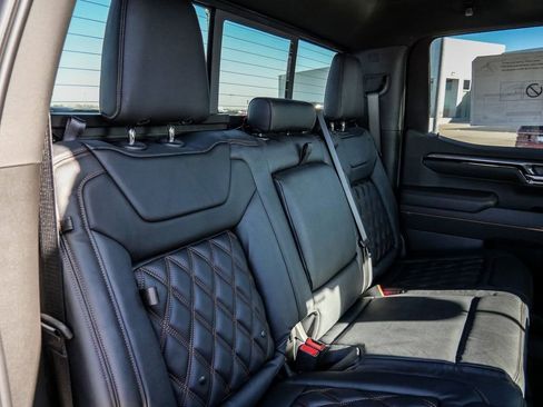 New 2026 GMC Sierra 1500 AT4 w/ AT4 Premium Package AWD/4WD image 26