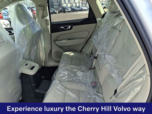 New 2026 Volvo XC60 T8 Ultra w/ Protection Package Premier AWD/4WD image 7