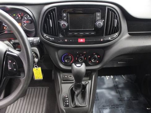Used 2021 RAM ProMaster City Tradesman FWD image 17