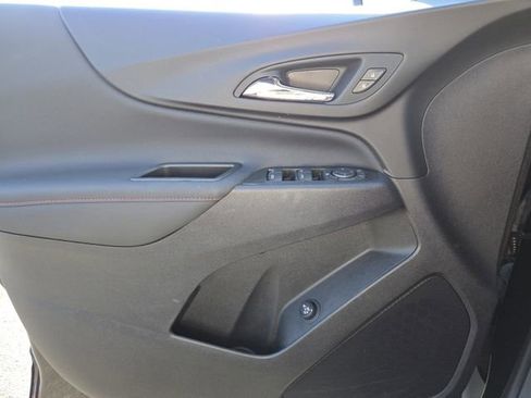 Certified 2023 Chevrolet Equinox RS image 31